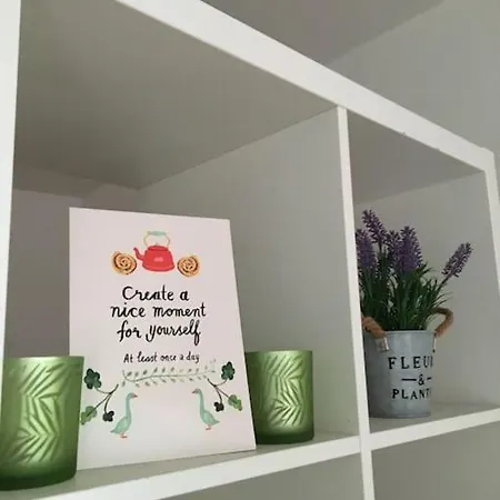 Moderne In Wismars Altstadt شقة